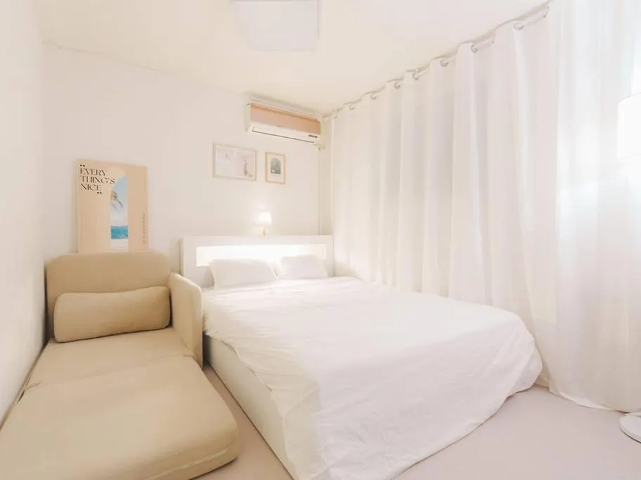 شقة #3 Beds, 2 Rooms #Netflix Dongdaemun Lemon House سيول