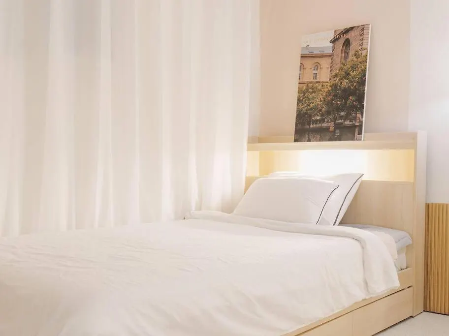 شقة #3 Beds, 2 Rooms #Netflix Dongdaemun Lemon House سيول كوريا الجنوبية