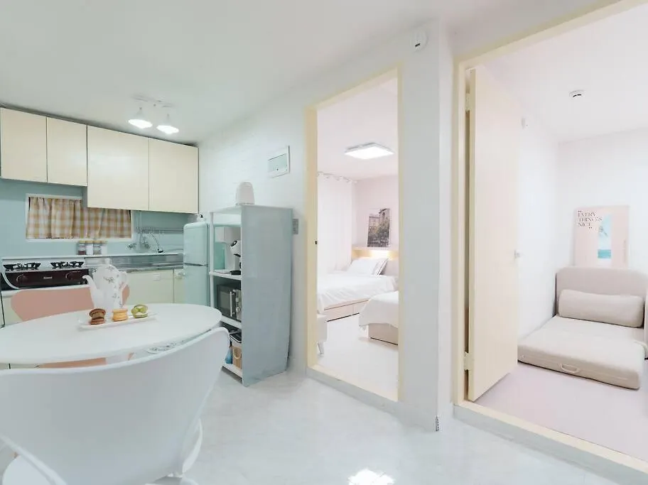 Daire #3 Beds, 2 Rooms #Netflix Dongdaemun Lemon House Seul